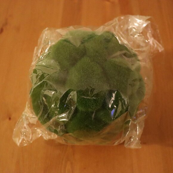 Flower Grass Ball for Hanging plant or aquarium, NWT, unused - Picture 3 of 5